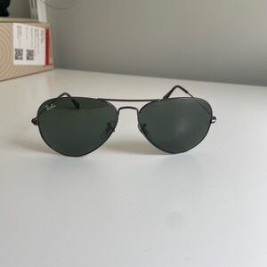 rayban black aviators(unisex)